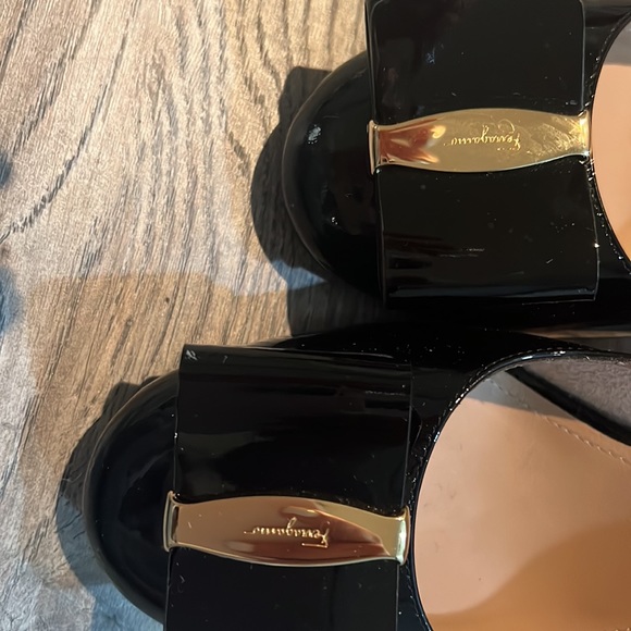 Salvatore Ferragamo - Picture 6 of 8